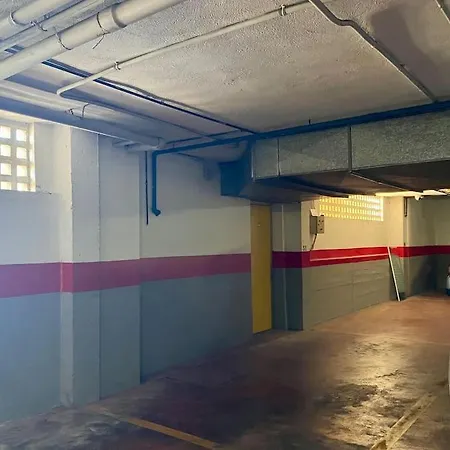 Seafront In With Pool And Garage アパート マルベーリャ