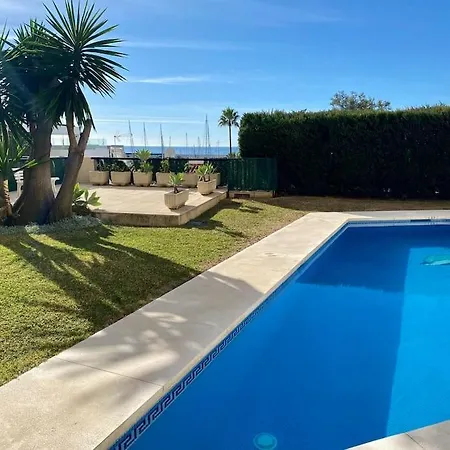 Seafront In With Pool And Garage Appartement Marbellac