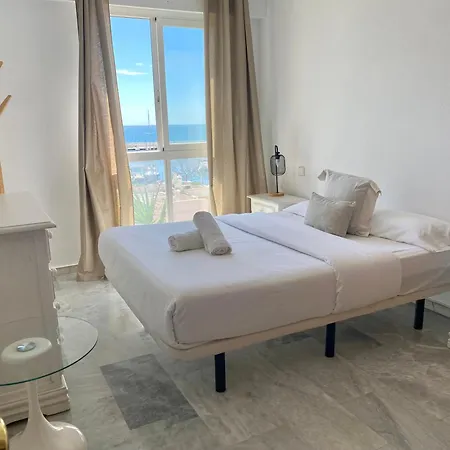 Apartamento Seafront In With Pool And Garage *