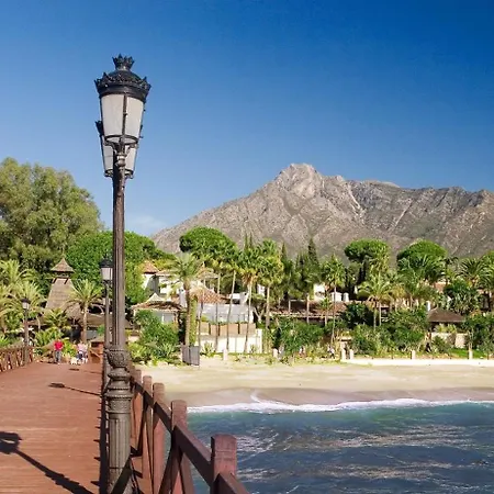Apartamento Seafront In With Pool And Garage *