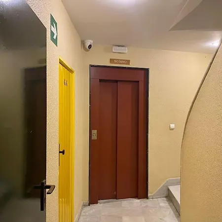 Seafront In With Pool And Garage