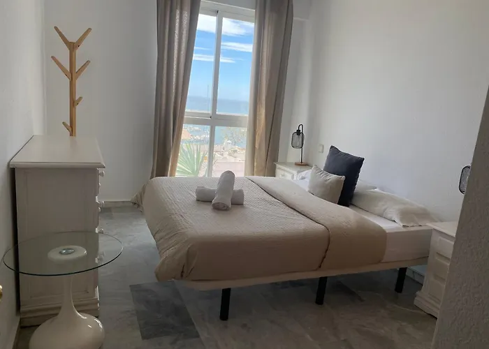 Apartament Seafront In With Pool And Garage